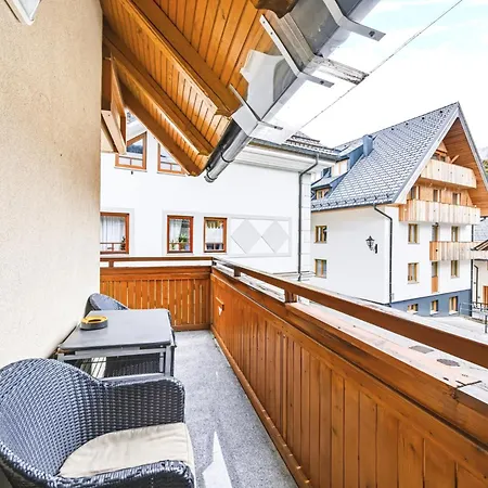 Apartma Arnika *