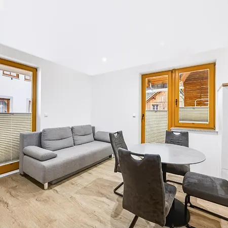 Apartma Arnika