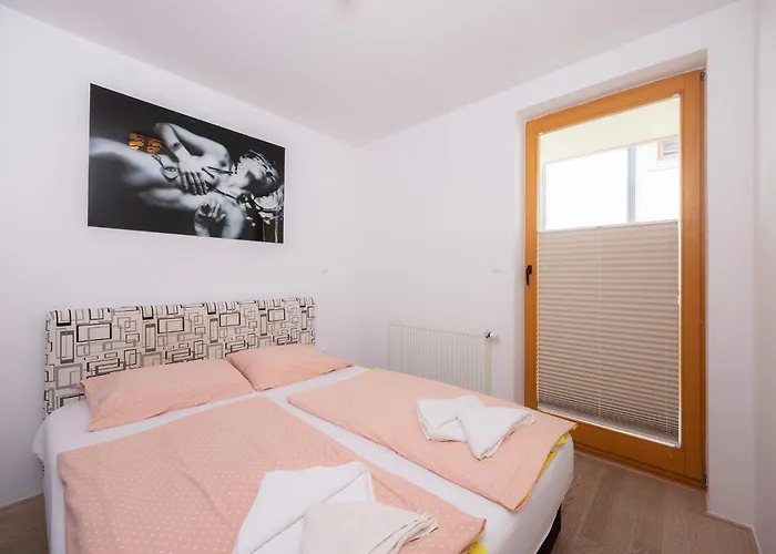 Arnika * Kranjska Gora